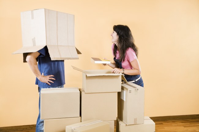 packing moving boxes