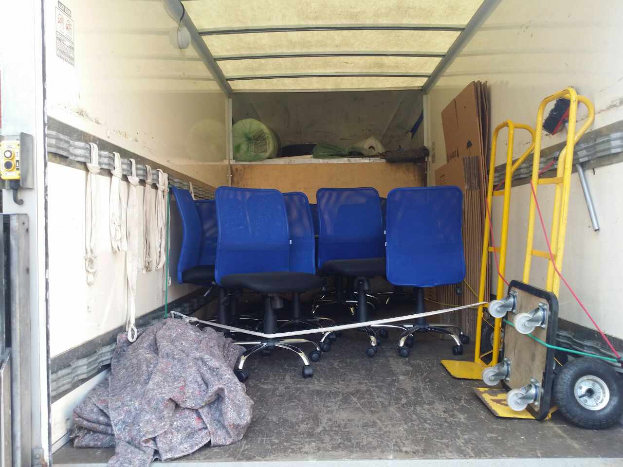 RM6 movers in Chadwell Heath