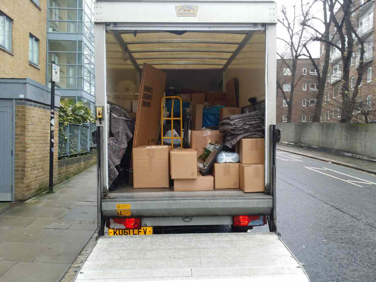 SW16 movers in Furzedown